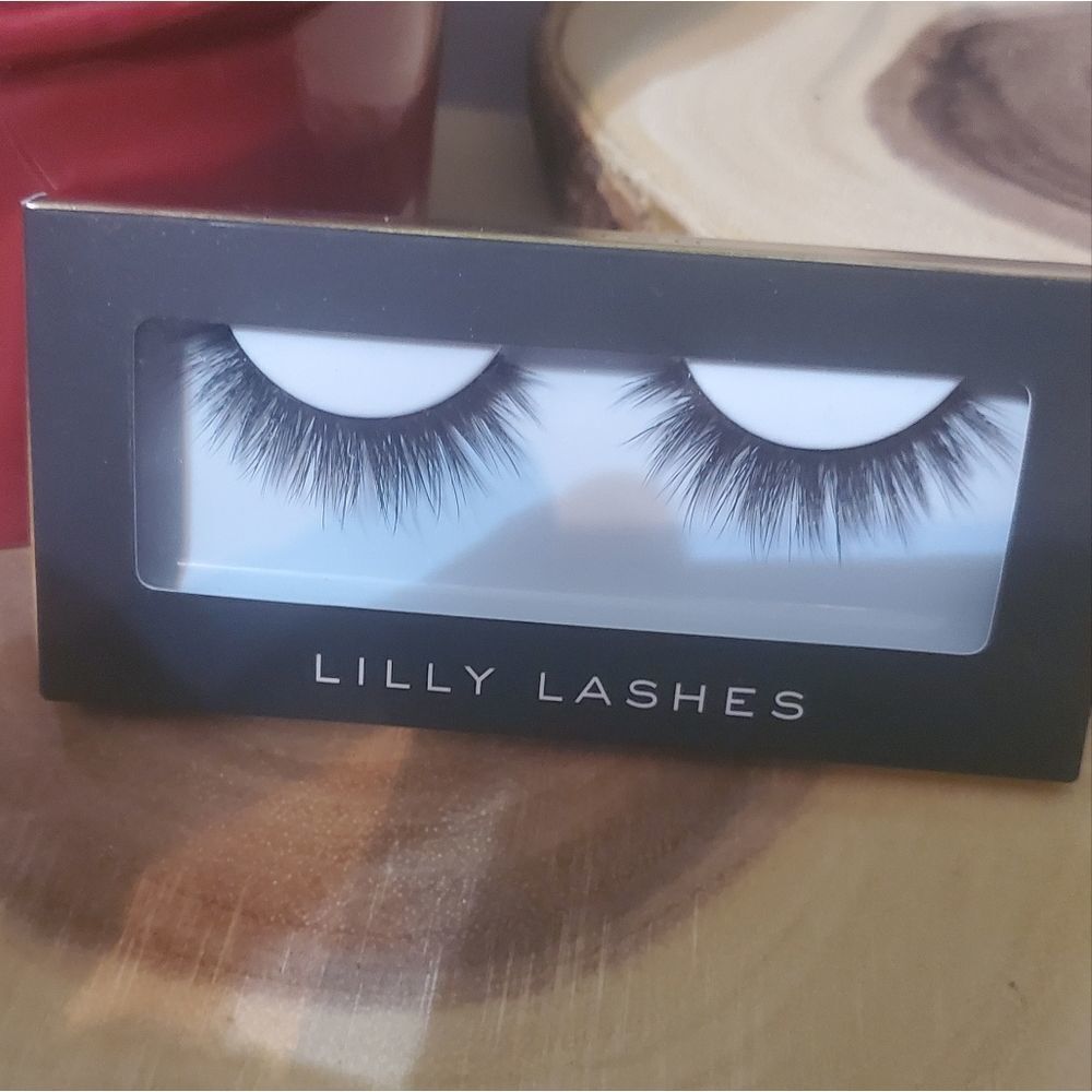 Lilly Lashes in Atlanta - Picture 3 of 7